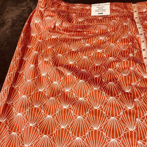 Intro Wren Skort Sateen Comfort Waist Tummy Control - Shells - Size 20 W - Picture 8 of 13